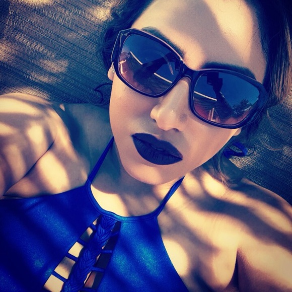 analinamarie